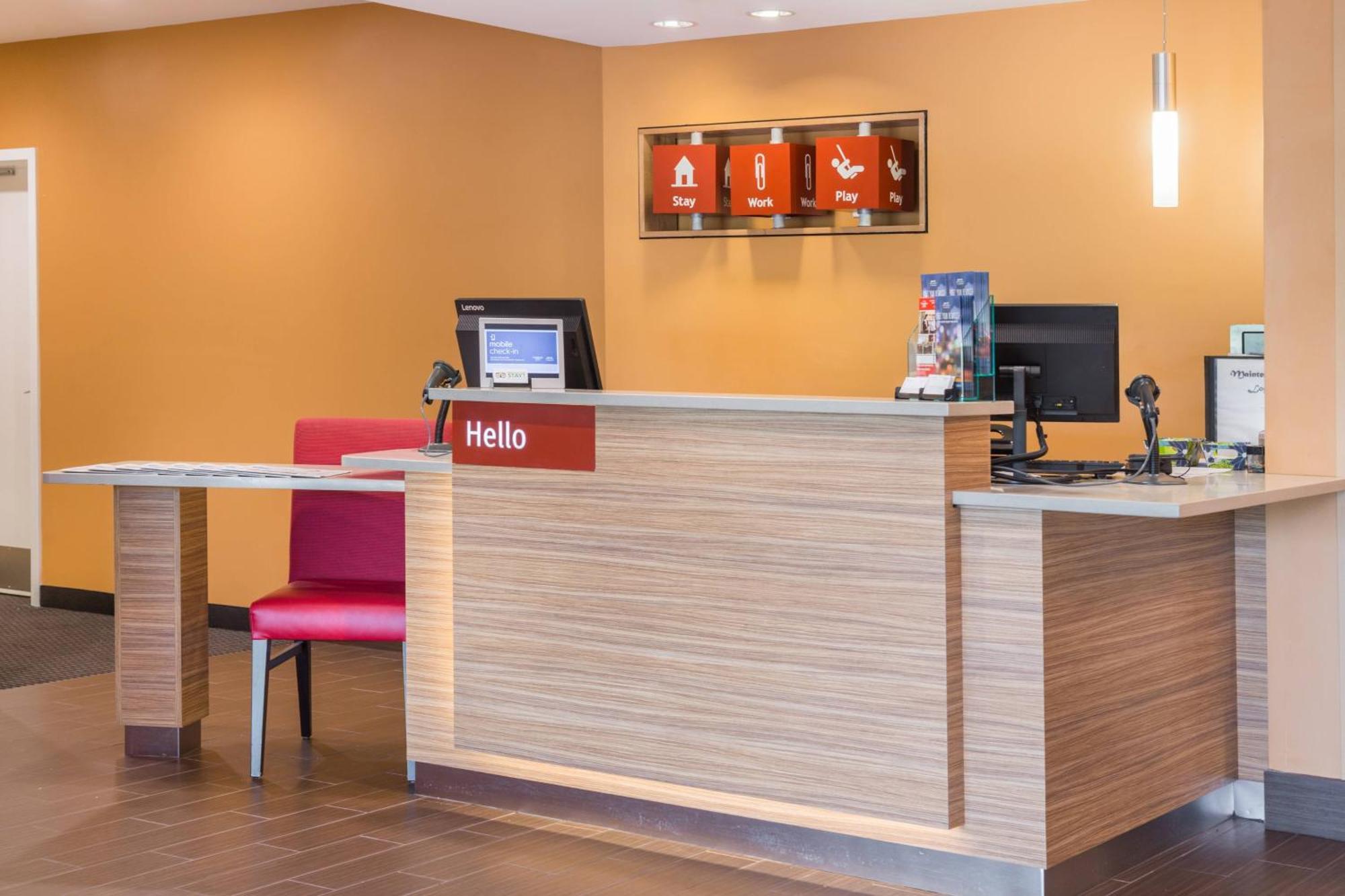 Towneplace Suites By Marriott New Hartford Екстериор снимка