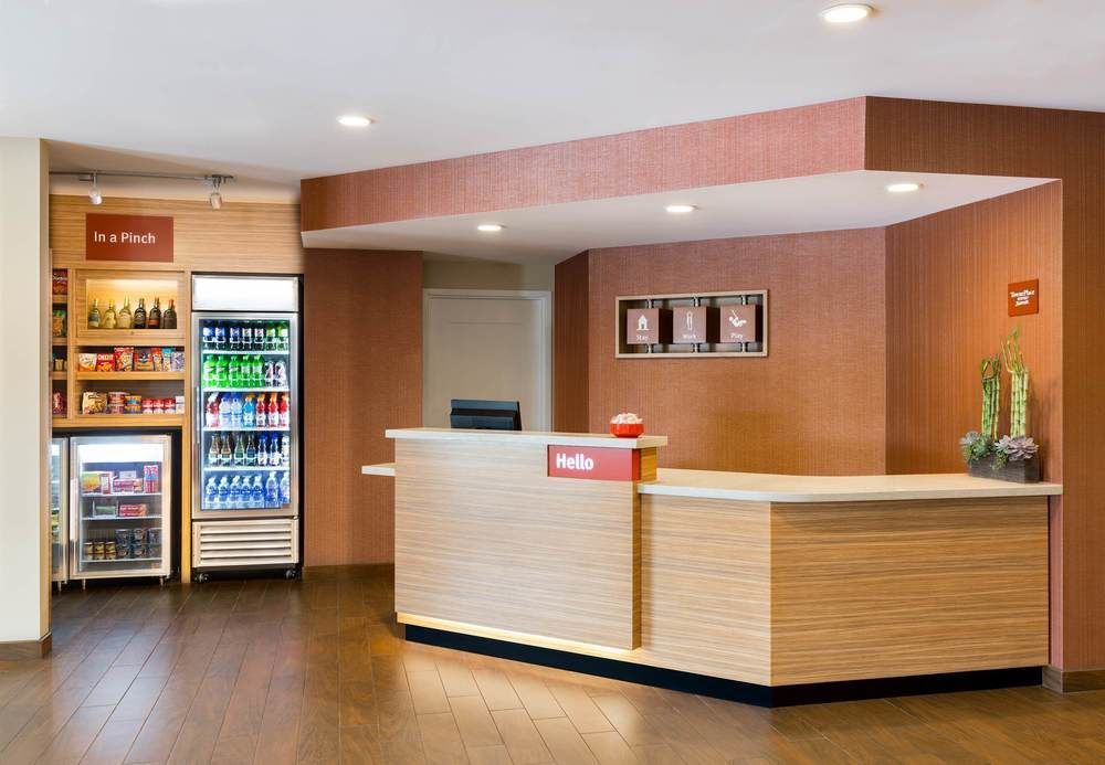 Towneplace Suites By Marriott New Hartford Екстериор снимка