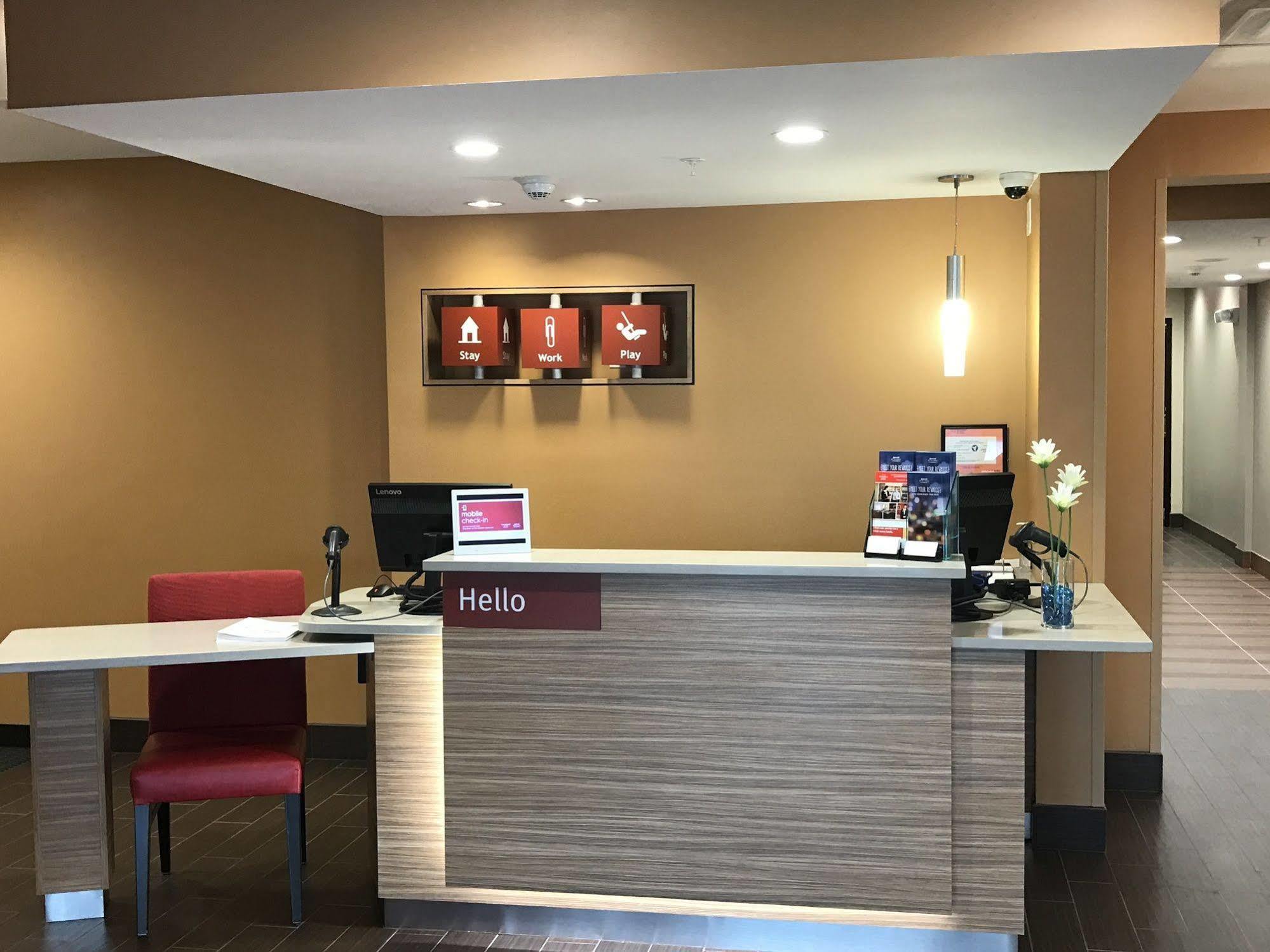 Towneplace Suites By Marriott New Hartford Екстериор снимка